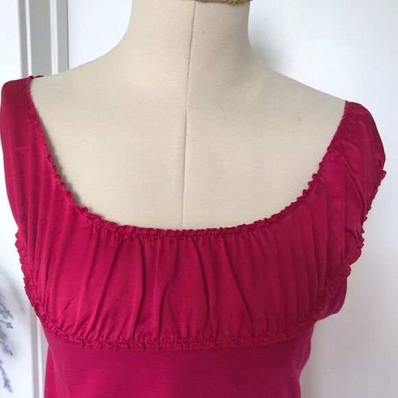 Ann Taylor Off Shoulder Ruffle Neck Tank Pink M - Picture 2 of 9